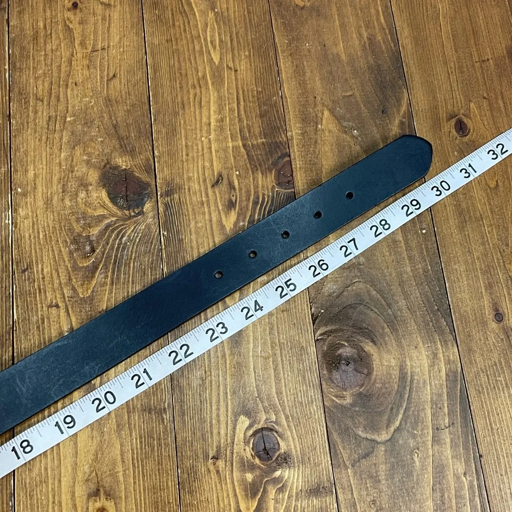 Gap kids size large black leather belt